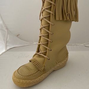 CANADIAN WINTER BOOTS